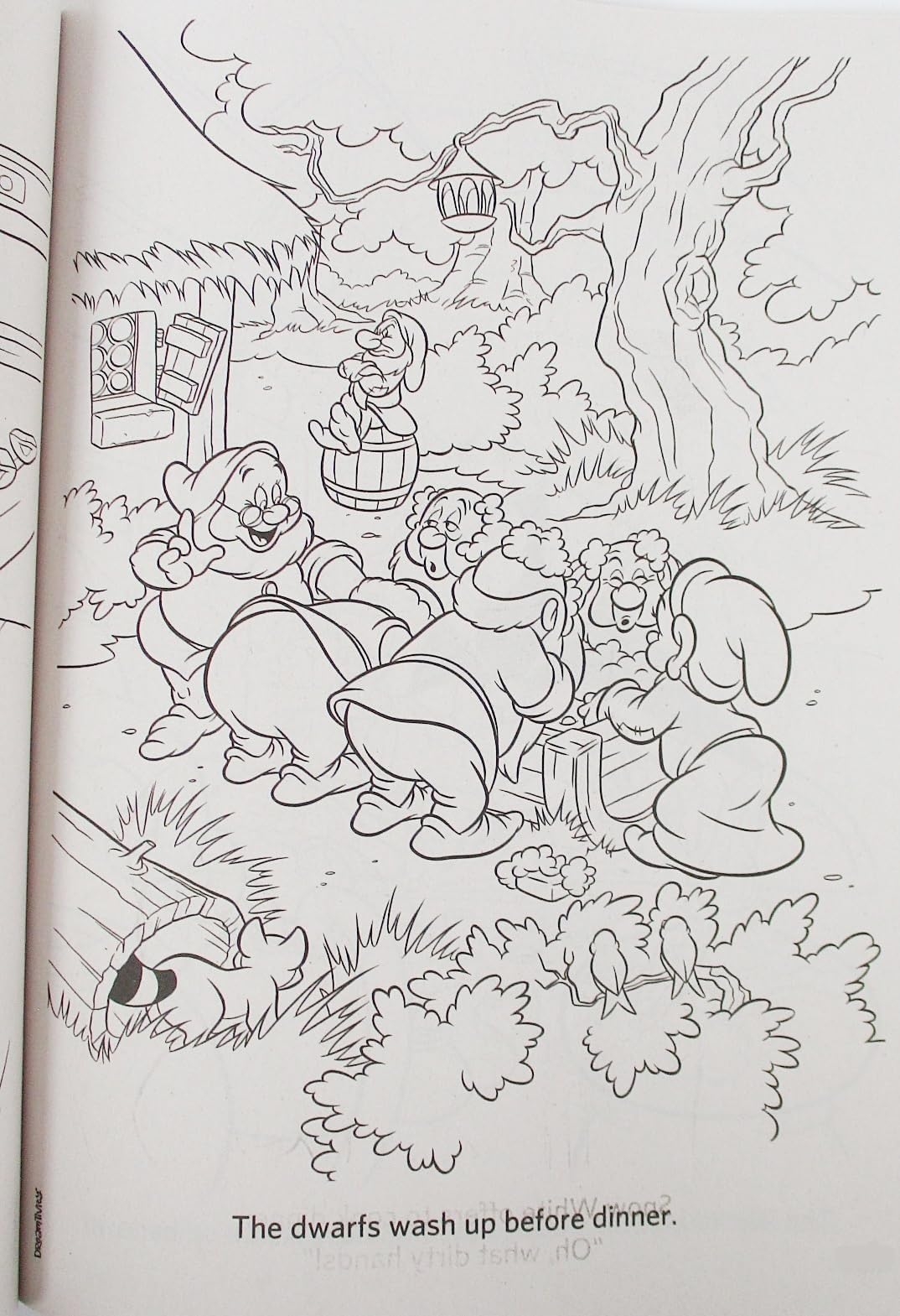Amazon Snow White And The Seven Dwarfs Coloring Activity Book 64 Pages Office Products Amazon Snow White And The Seven Dwarfs Coloring Activity Book 64 Pages Office Products