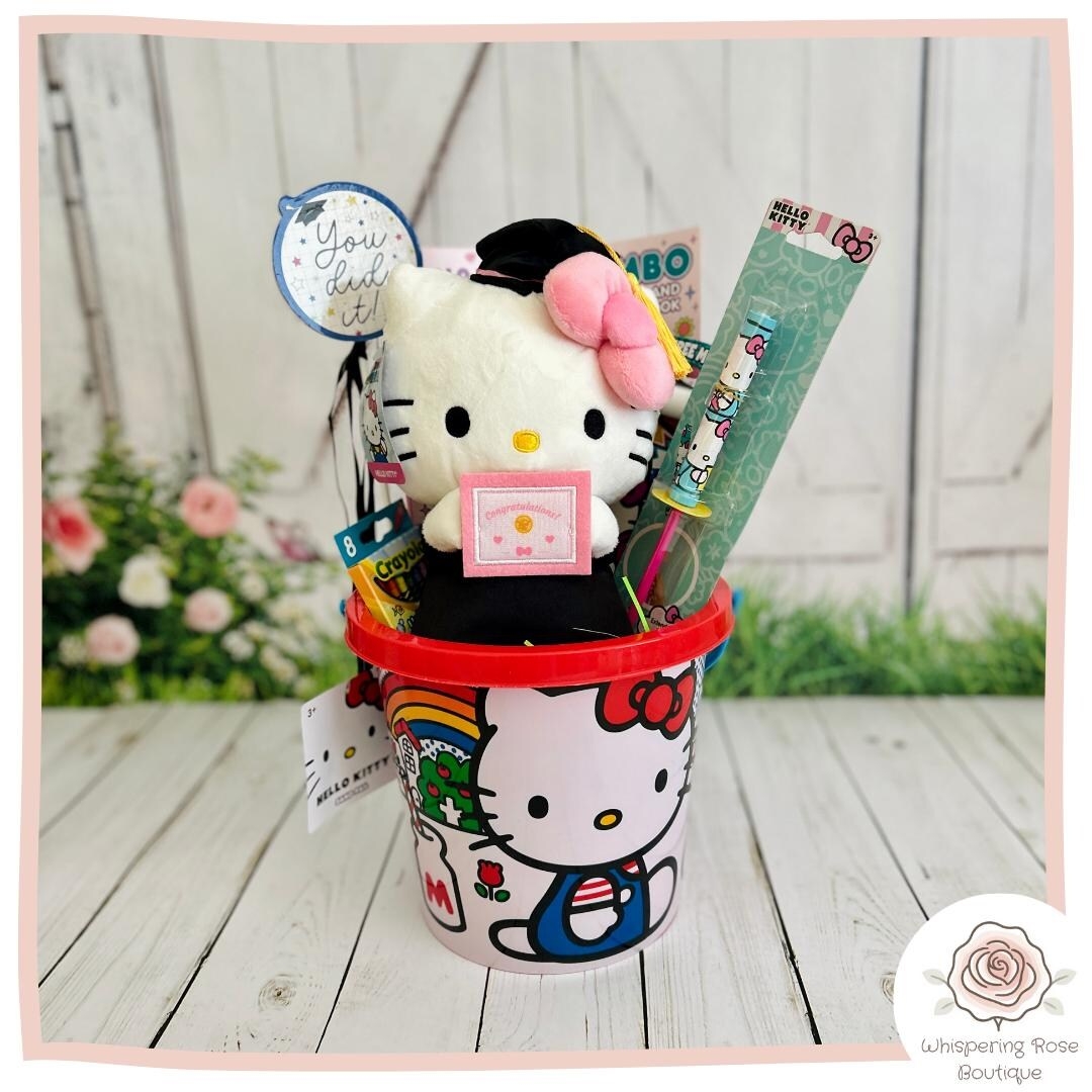 Hello Kitty Graduation Coloring Pages